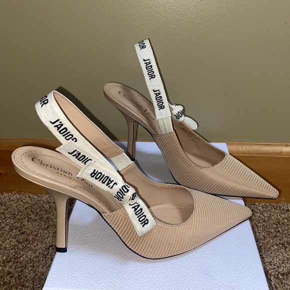 J'ADIOR SLINGBACK PUMP - Picture 2 of 9